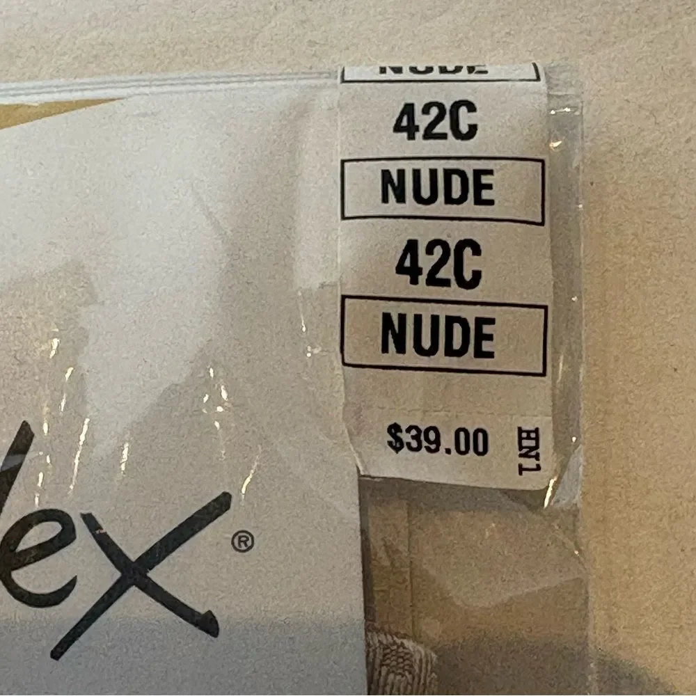 Playtex 18 Hour Women's Nude Bra Ultimate Lift & Support Wirefree NWT Size 42C